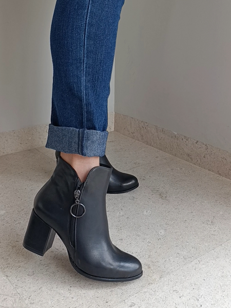 Botines Negro Mujer Con Tacón Pisanto