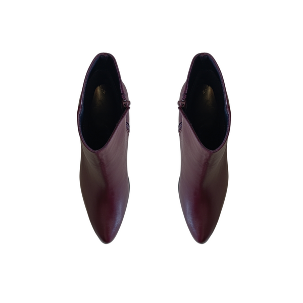 Bota clásica color tinto