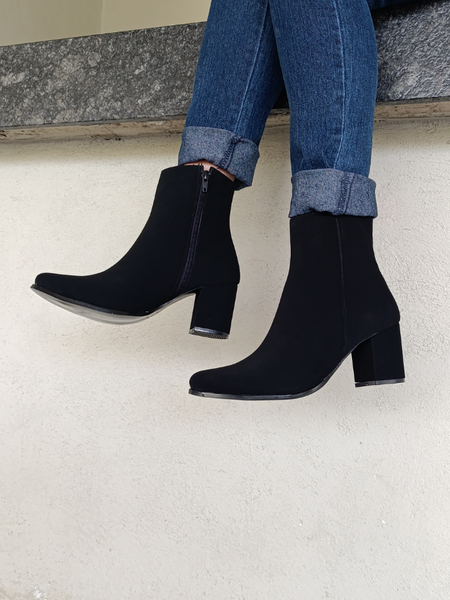 Bota clásica color Negro buck