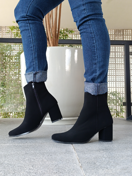 Bota clásica color Negro buck