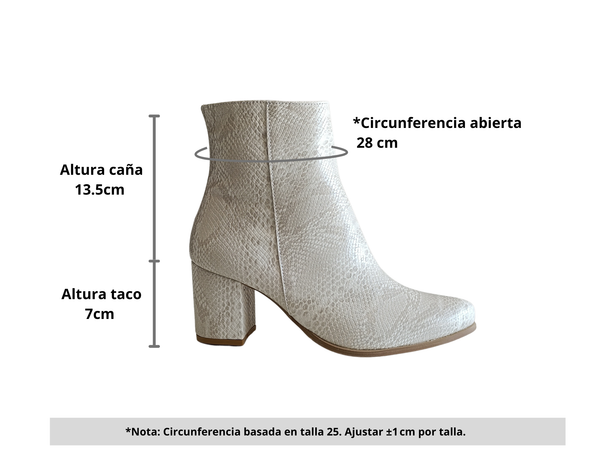 Bota clásica color Beige cobra