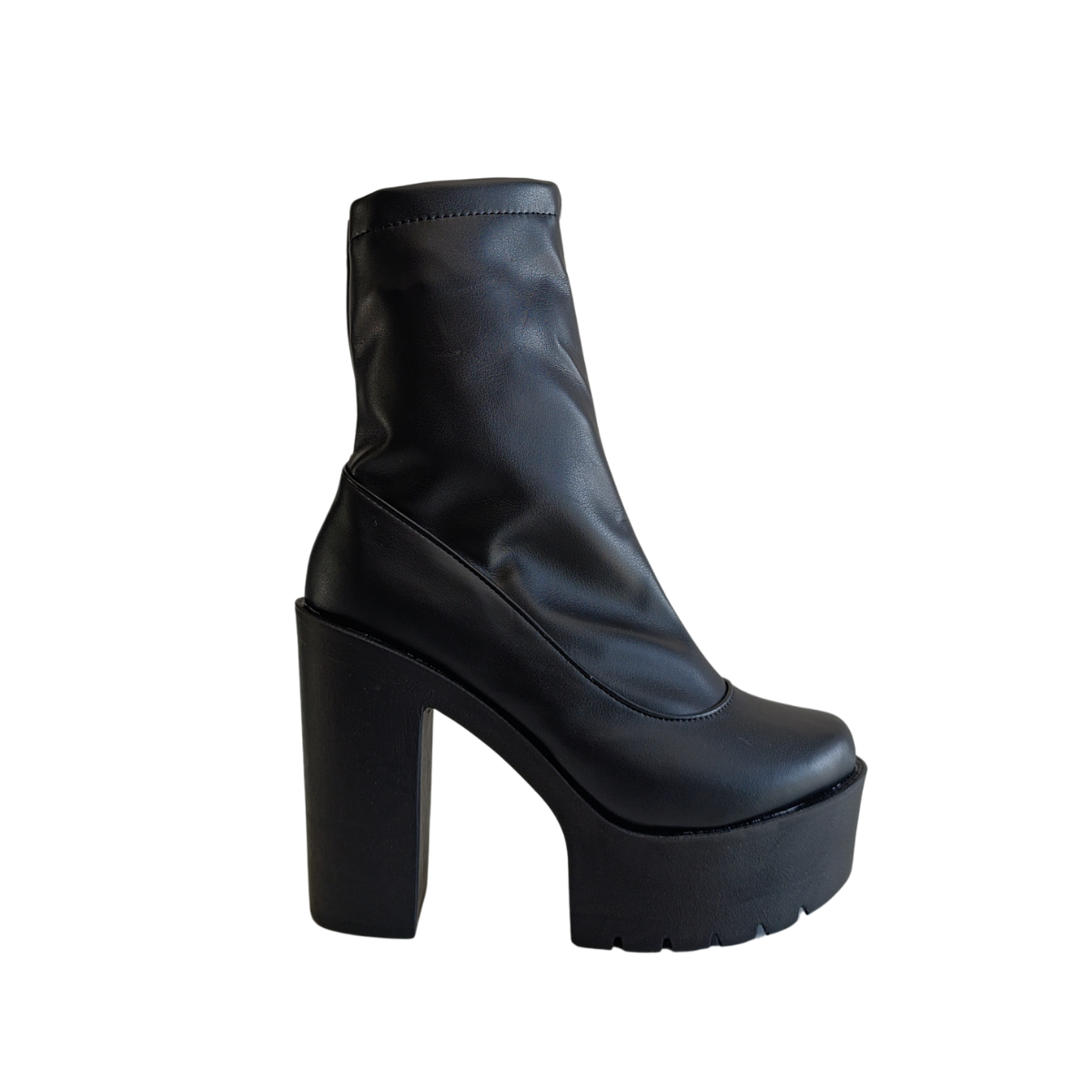 Bota de tacón alto negro