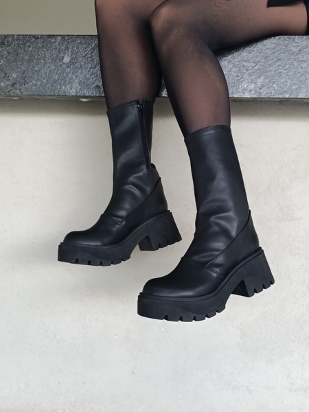 Bota Alta Plataforma Chunky Negro