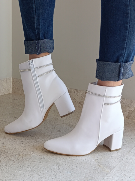 Botines Blancos Detalle Brillante